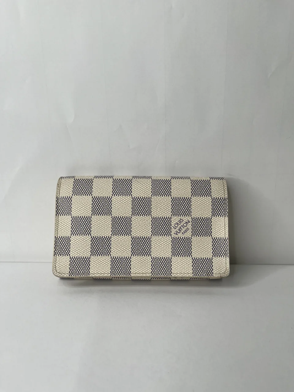 LV AZURE PORTEFEUILLE TRESOR