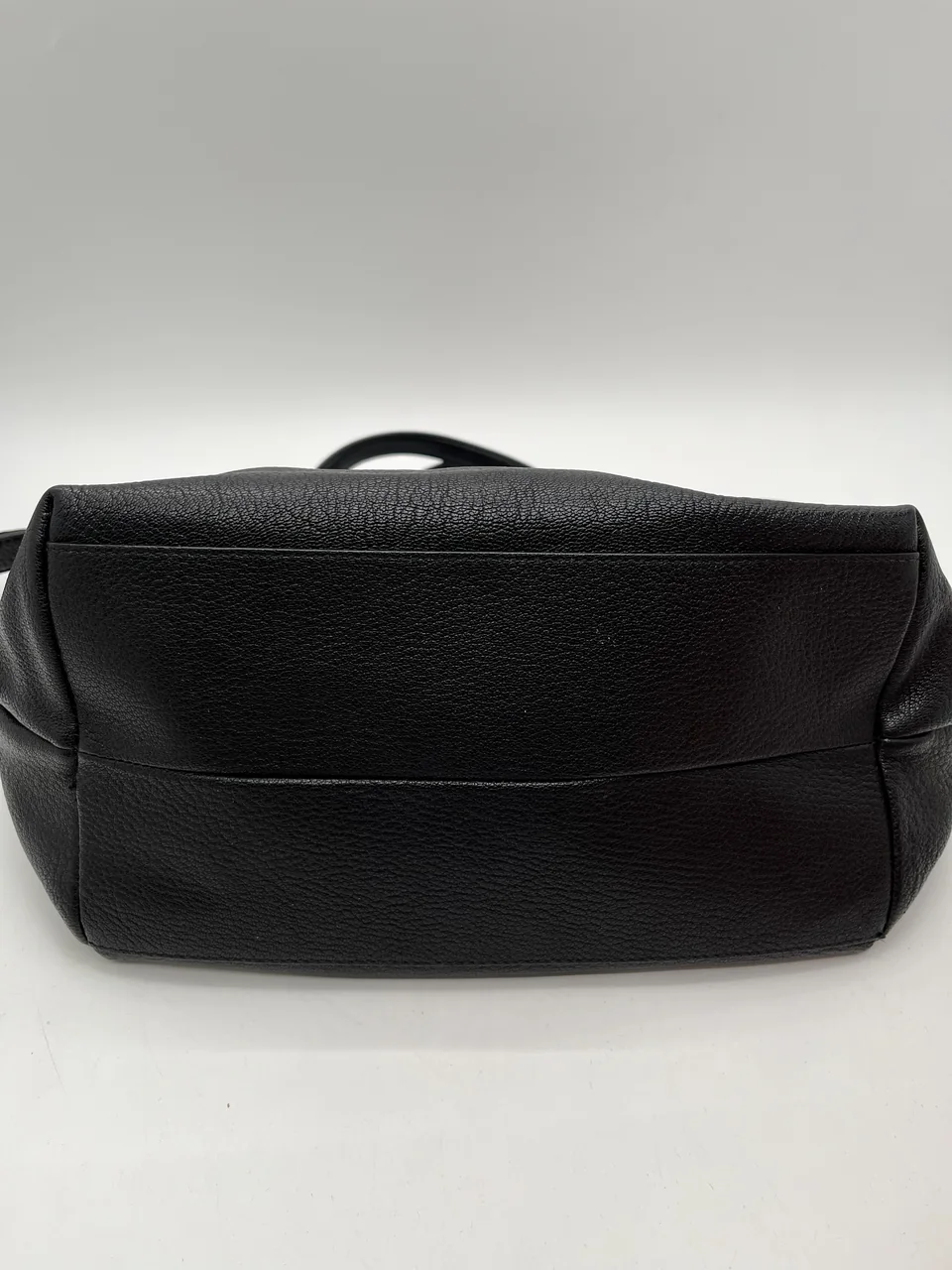 SALVATORE FERRAGAMO GANCINI TWO-WAY BAG (BLACK) view 5