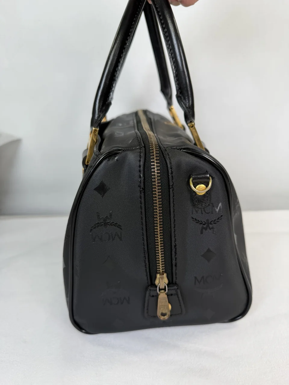 MCM VICETOS BOSTON BAG (BLACK) view 3