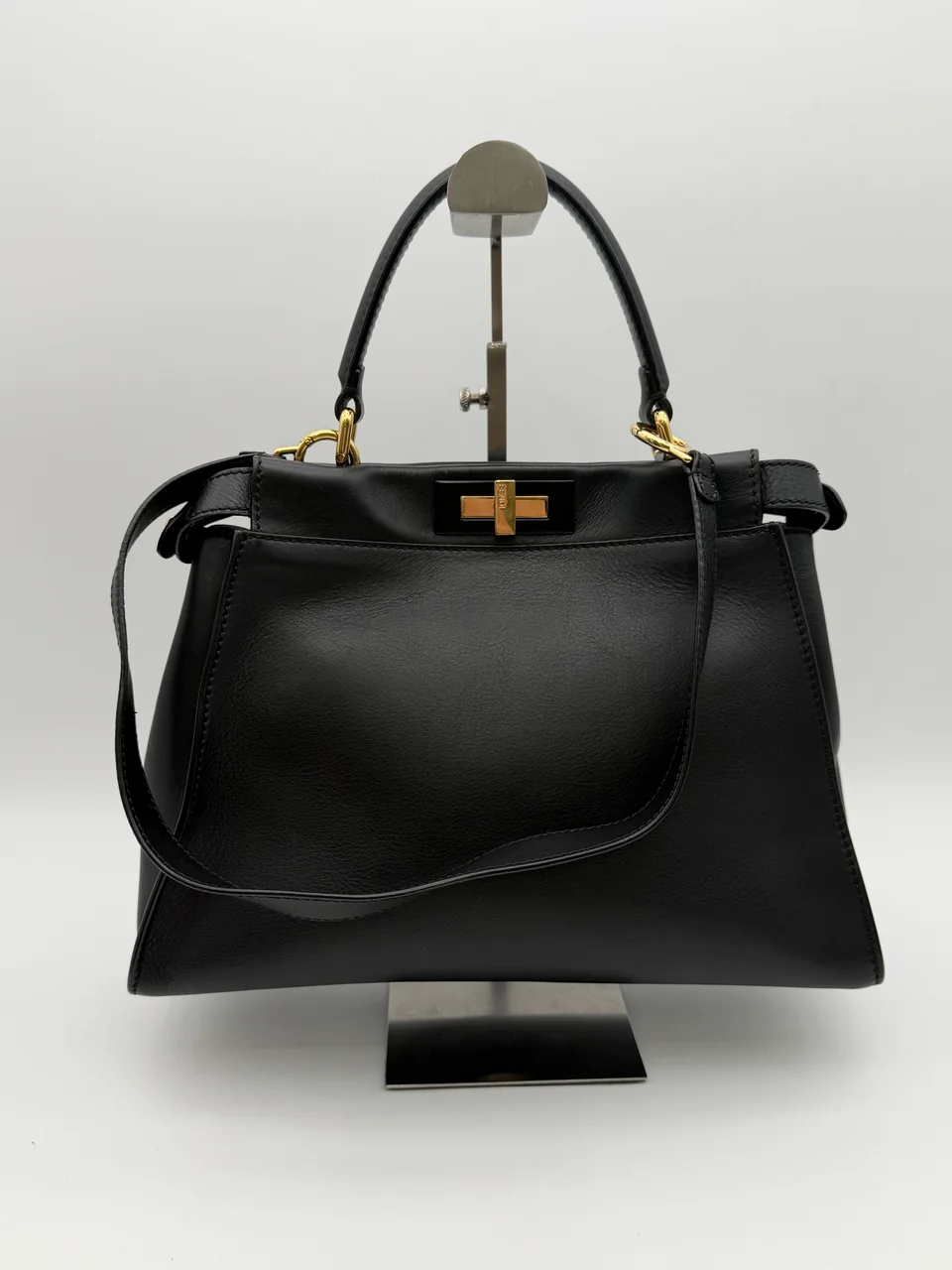 FENDI PEEK-A-BOO HANDBAG (BLACK)