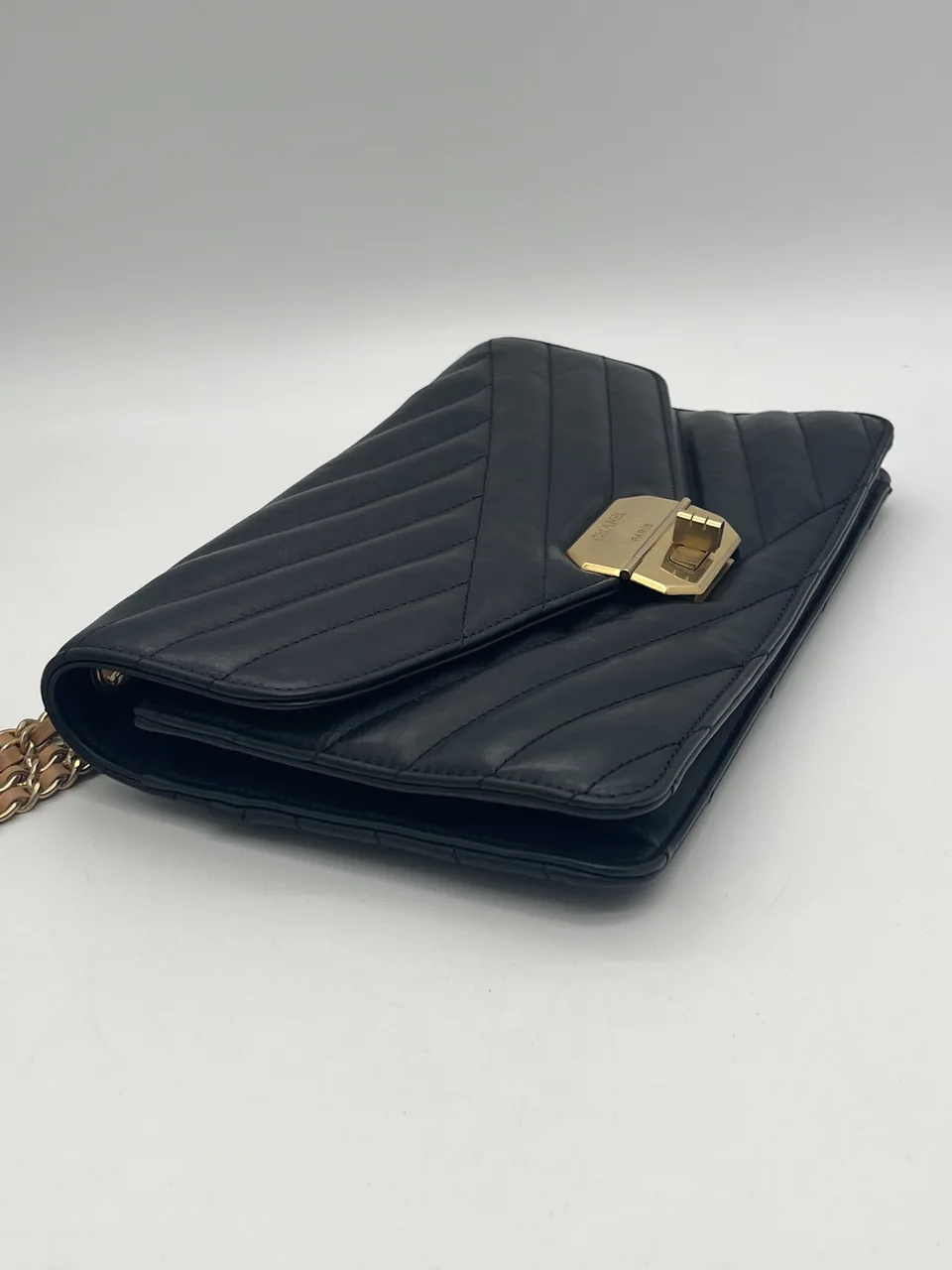 CHANEL LAMB SKIN CHAIN SHOULDER BAG photo 4