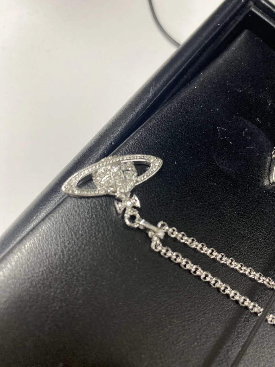 VIVIENNE WESTWOOD ORB NECKLACE