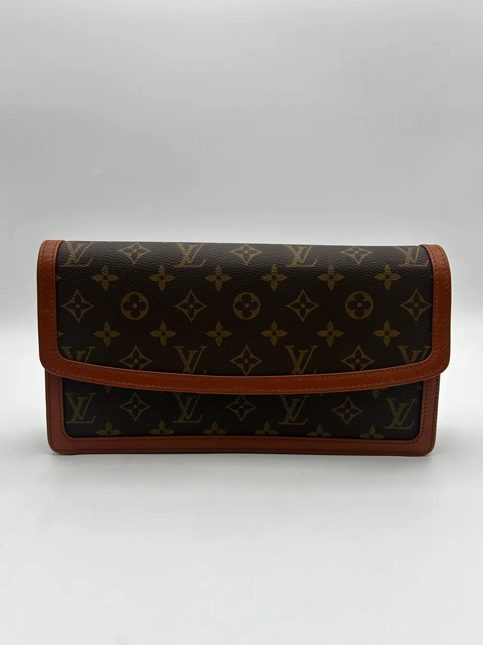 LV MONOGRAM POCHETTE DAM PM