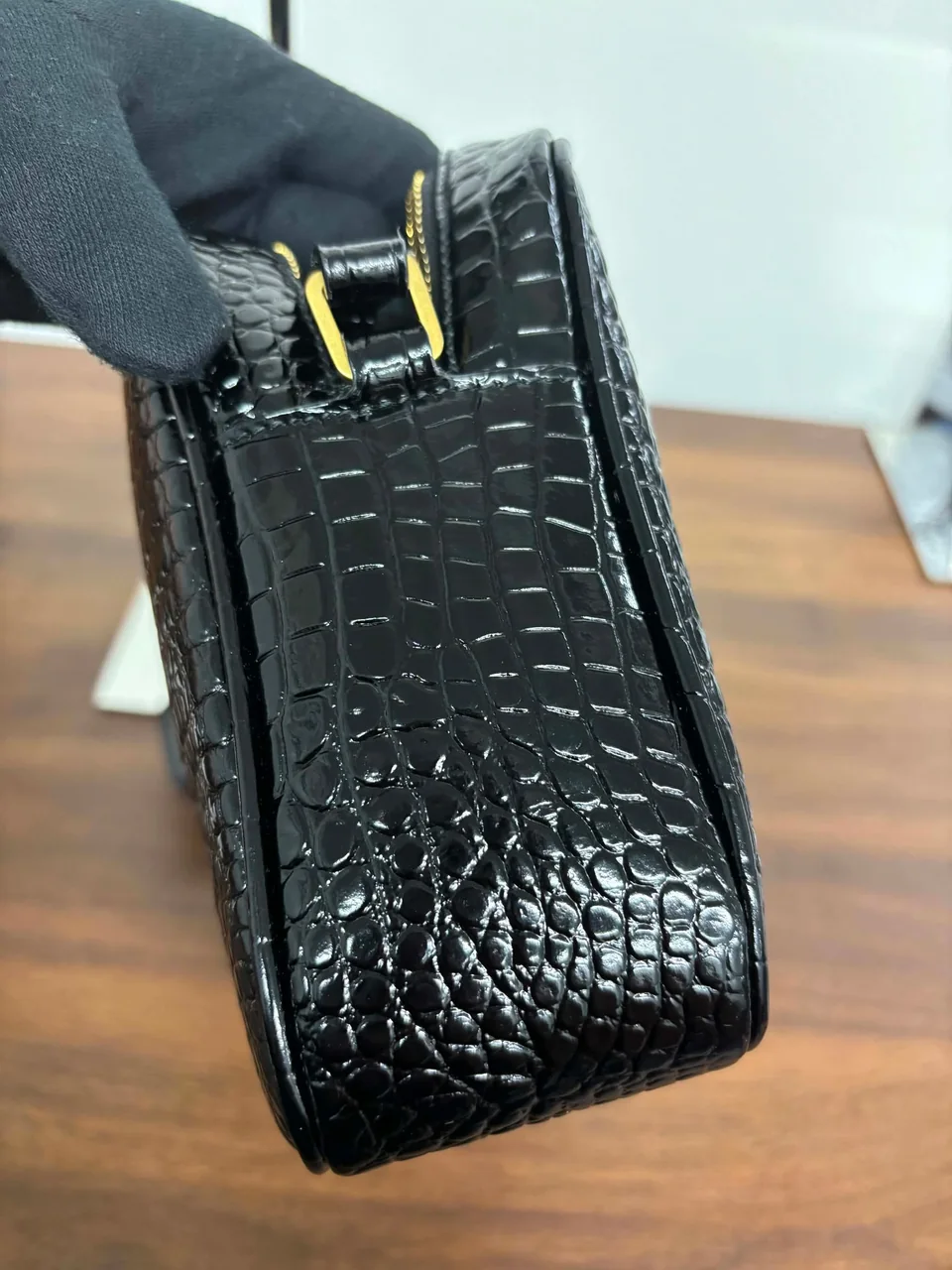 AY-11 284-2 SAINT LAURENT LOU view 5