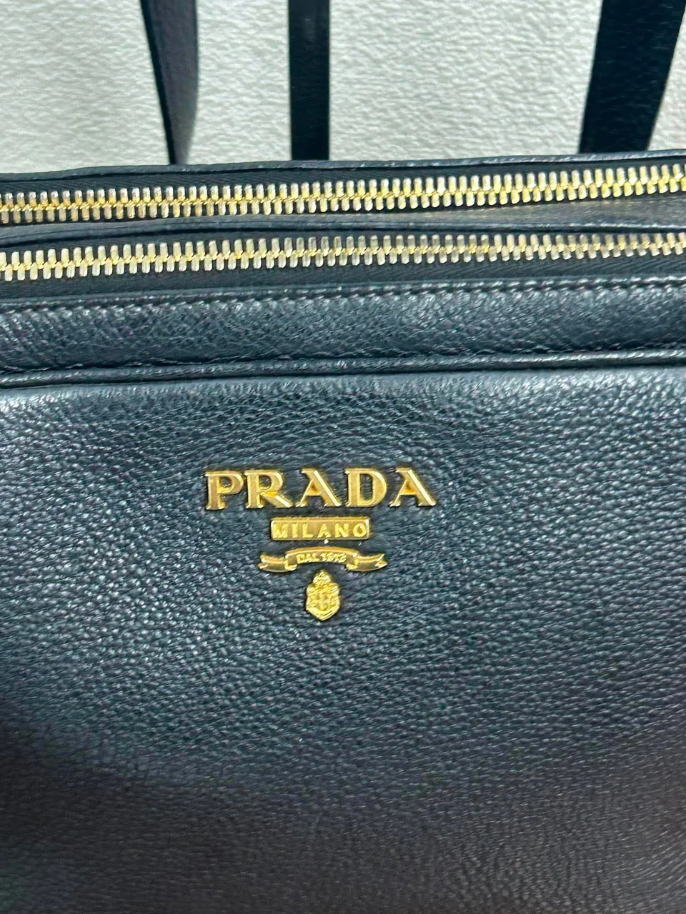 PRADA SHOULDER BAG (BLACK) view 8