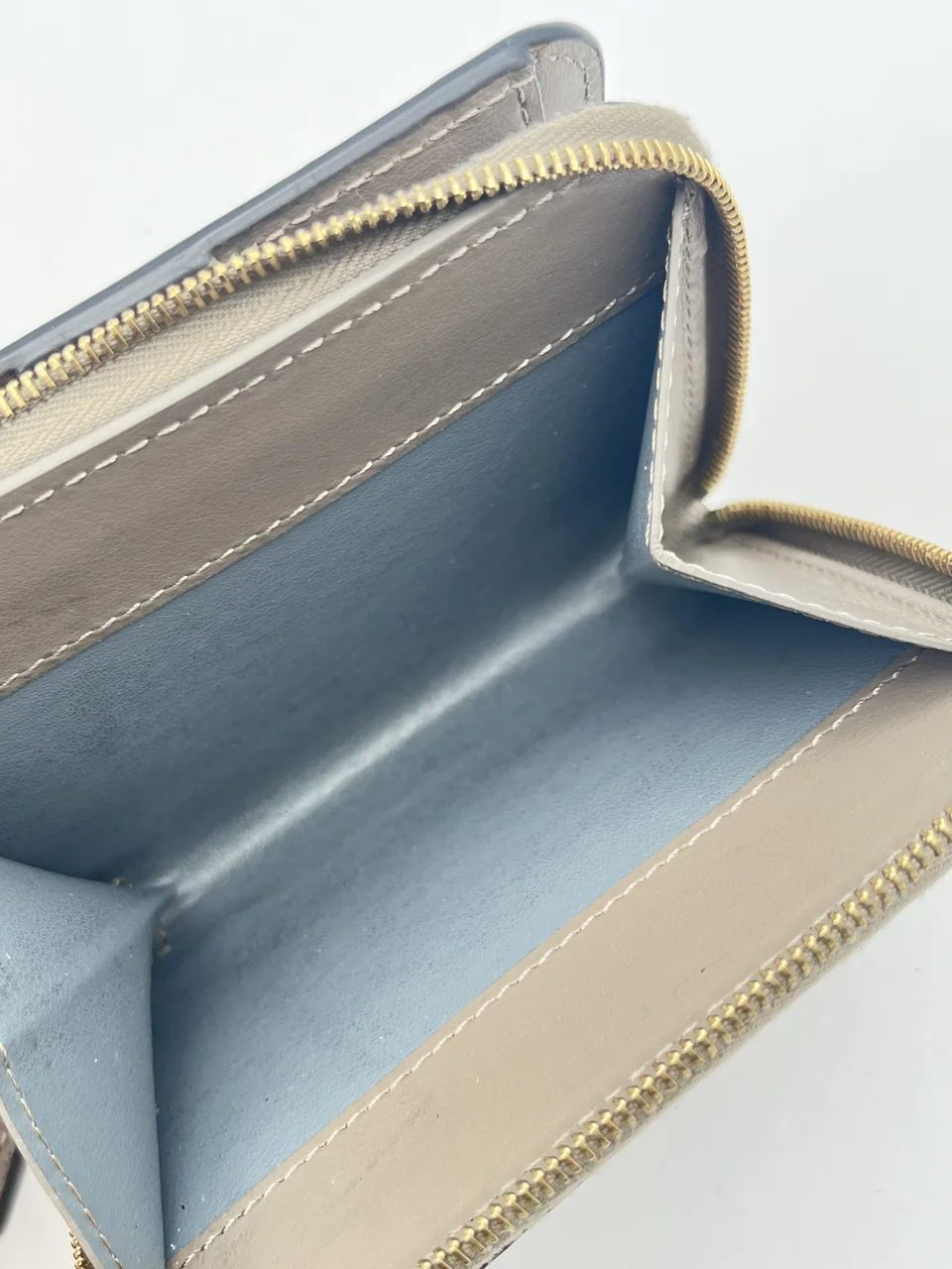 FENDI BIFOLD WALLET (BROWN) photo 8