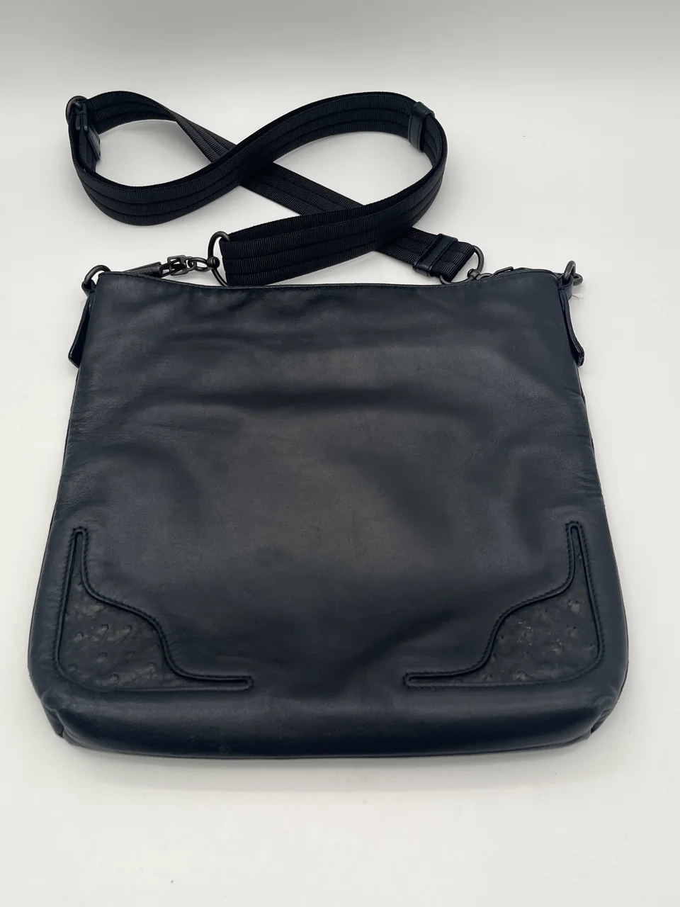 BOTTEGA VENETA SHOULDER BAG view 3
