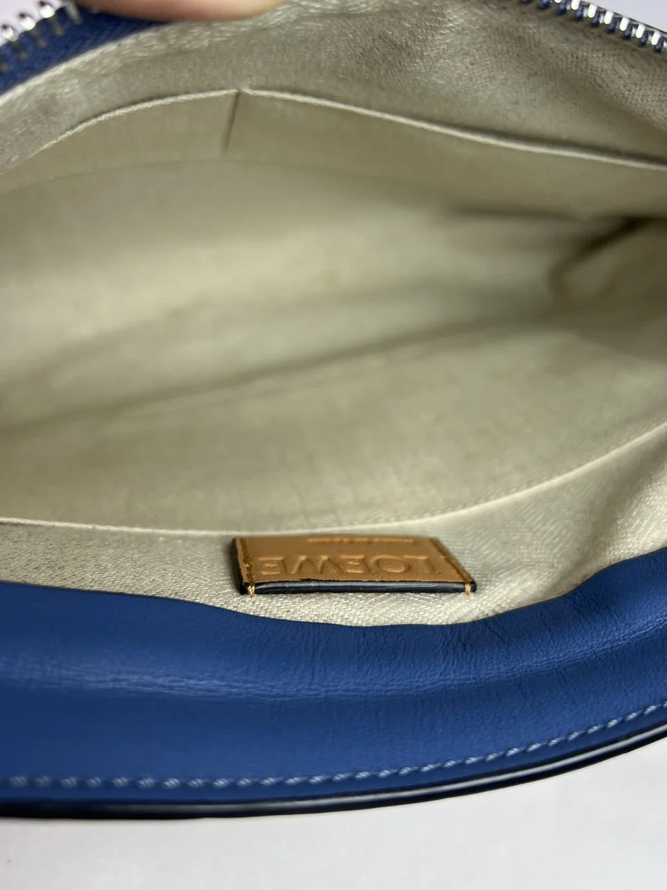 LOEWE SHOULDER BAG view 7