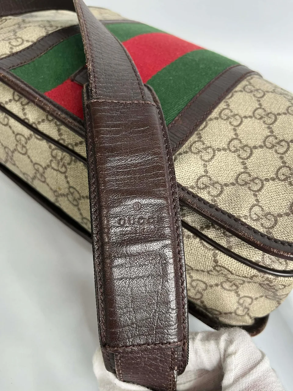 GUCCI GG SUPREME SHOULDER BAG view 6