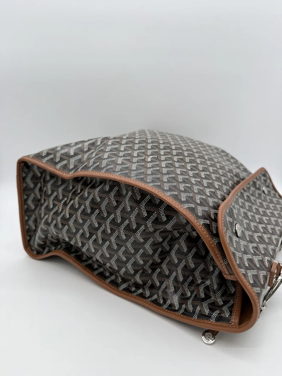 GOYARD SAINT LEGER view 16