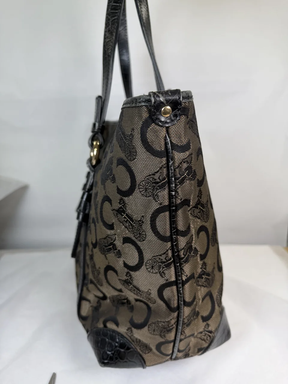 CELINE C SULKY HANDBAG view 3