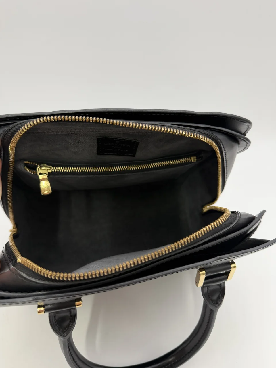 LV EPI PONT NEUF hover