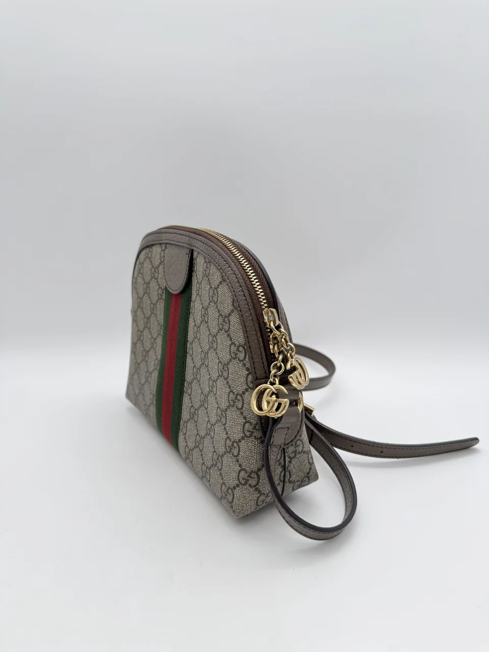 GUCCI GG SUPREME SHOULDER BAG view 4