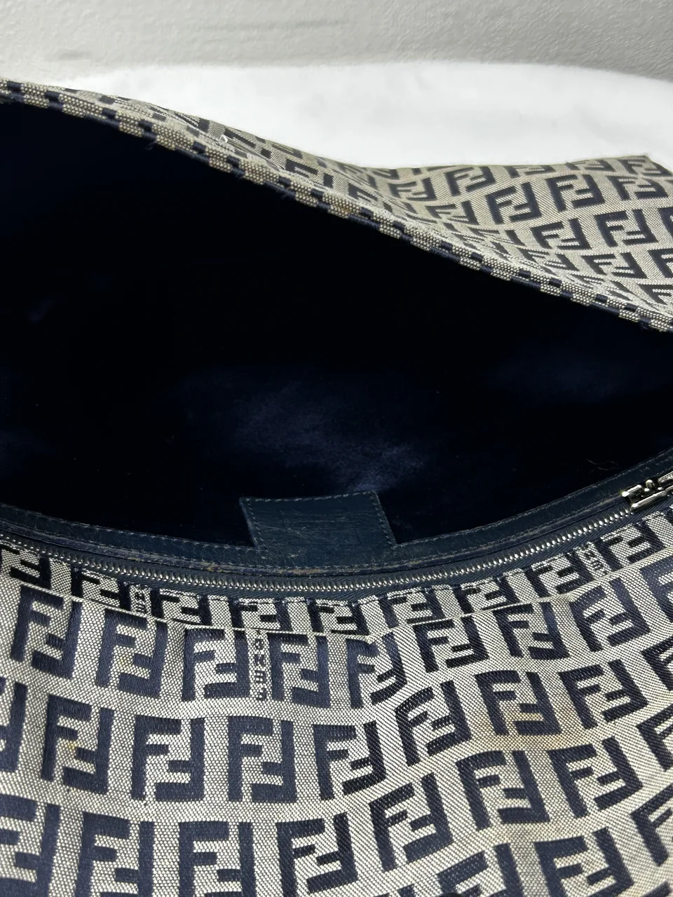 FENDI ZUCCHINO SHOULDER BAG view 3