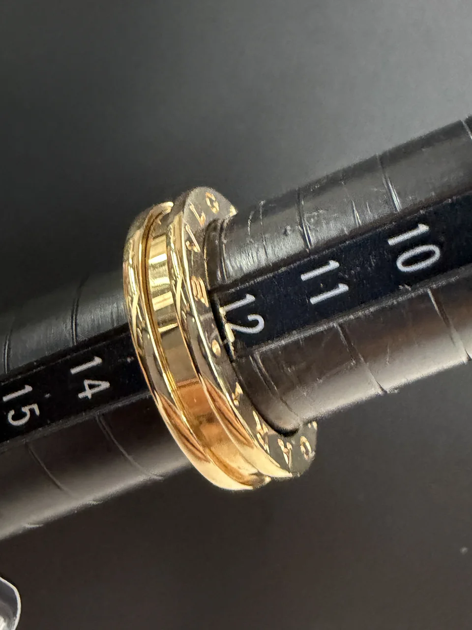 AU750 BVLGARI B-ZERO view 3