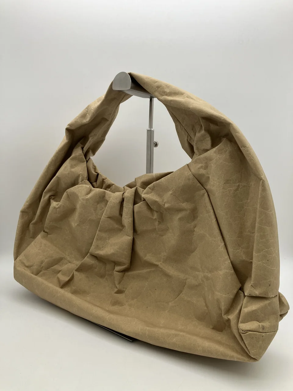 BOTTEGA VENETA HANDBAG (BEIGE) view 3