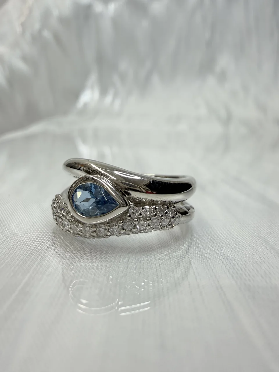 PT90 AQUAMARINE RING AQ0.31CT FD0.43CT 8.9G hover