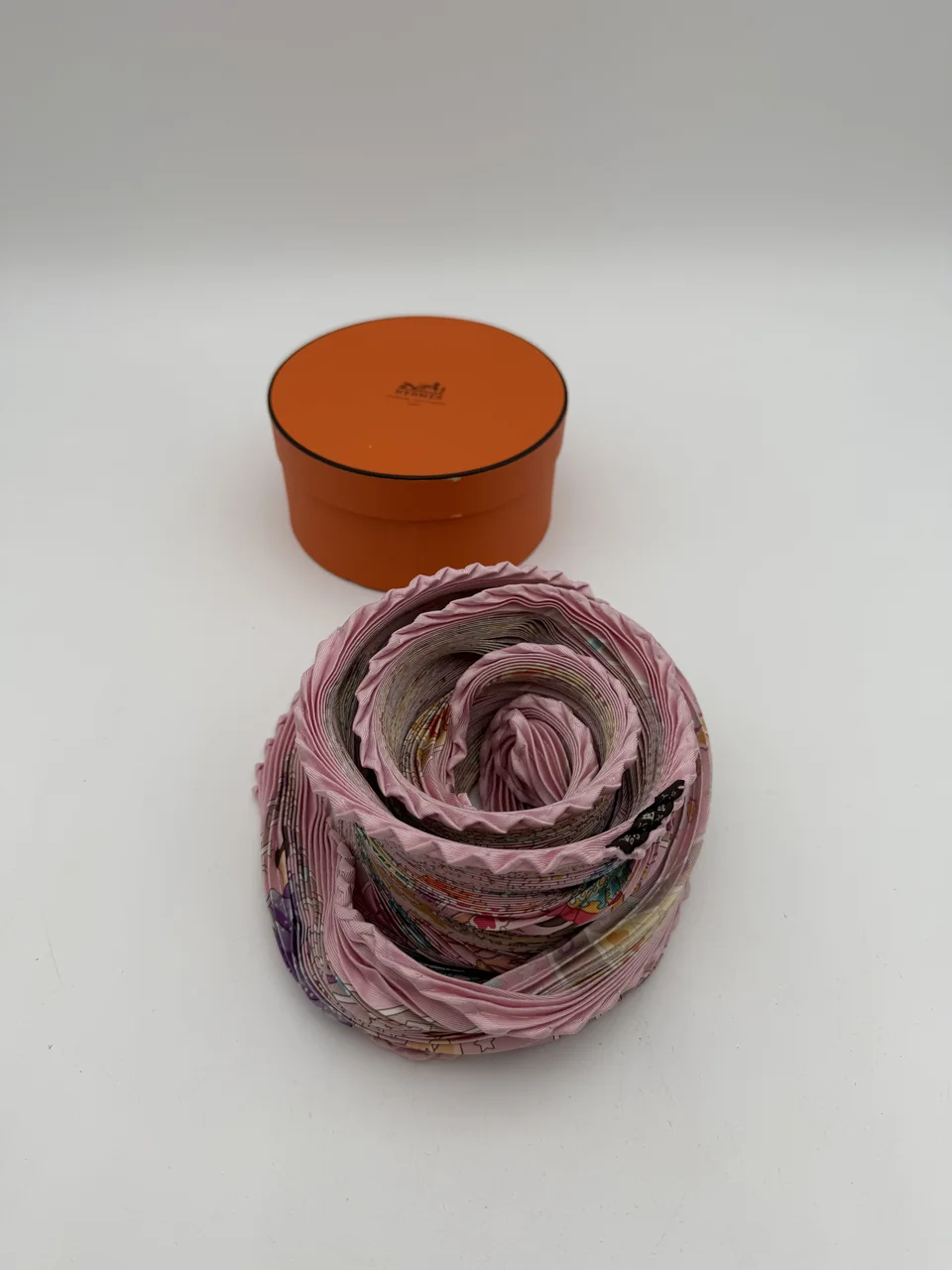 HERMES PLEATED SCARF (PINK)