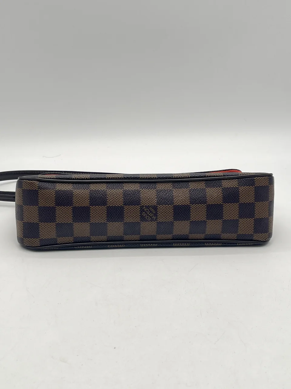 LV DAMIER RECOLETA view 9