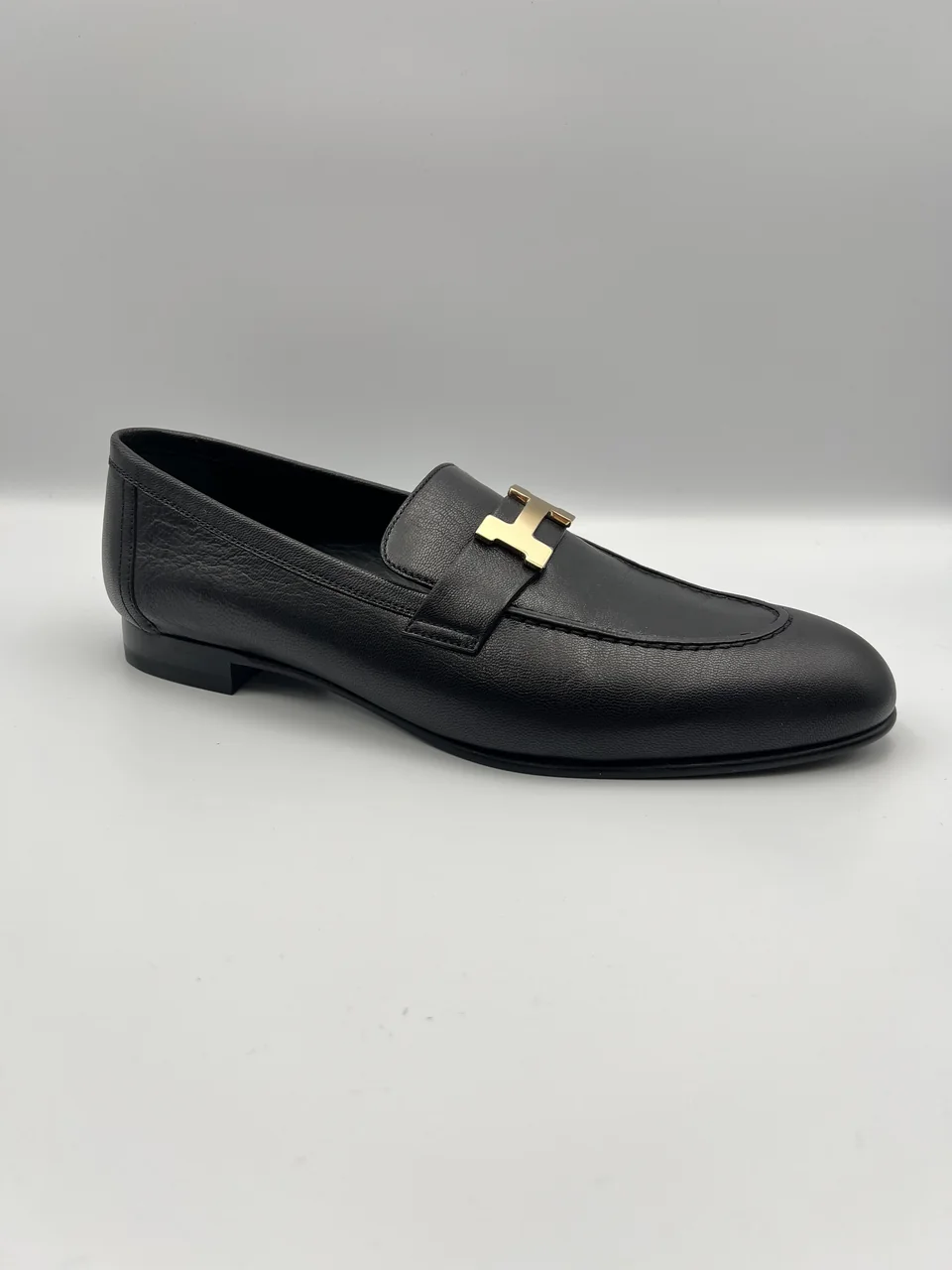 HERMES LOAFERS (SIZE 40 - BRANDNEW) view 3