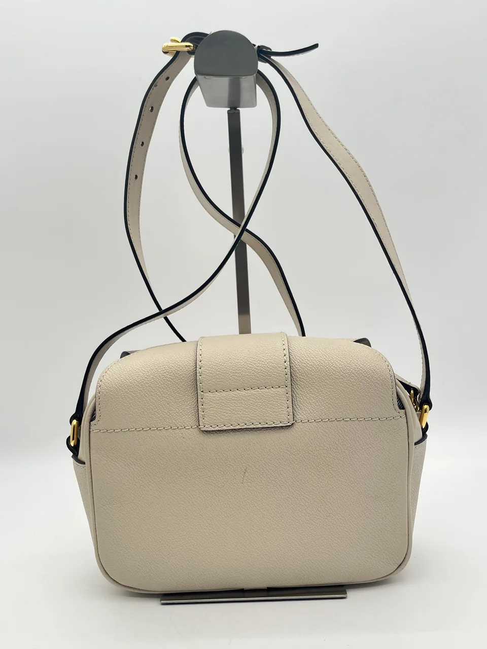 BURBERRY CAMERA BAG (BEIGE) hover