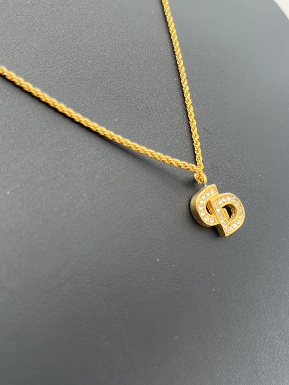 DIOR NECKLACE view 3