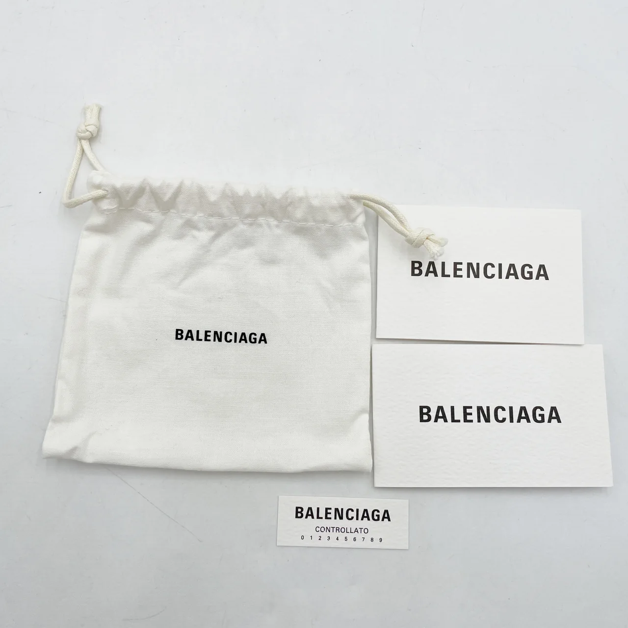 BALENCIAGA PAPER MINI WALLET view 15