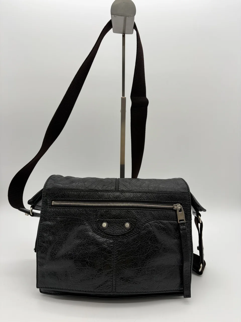 BALENCIAGA CITY SHOULDER BAG (BLACK)