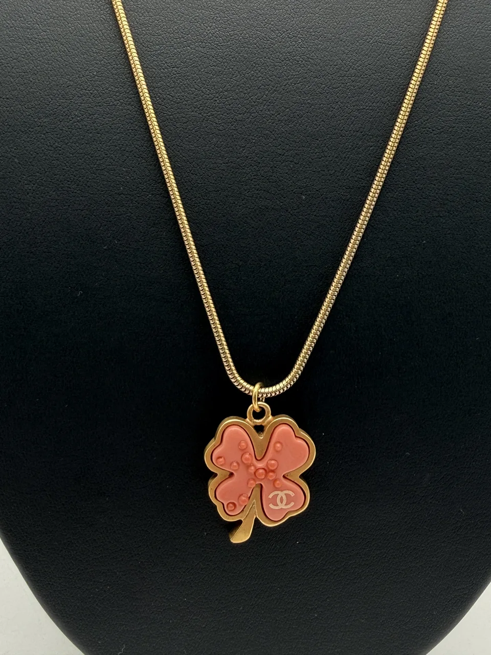 CHANEL COCO CLOVER NECKLACE hover