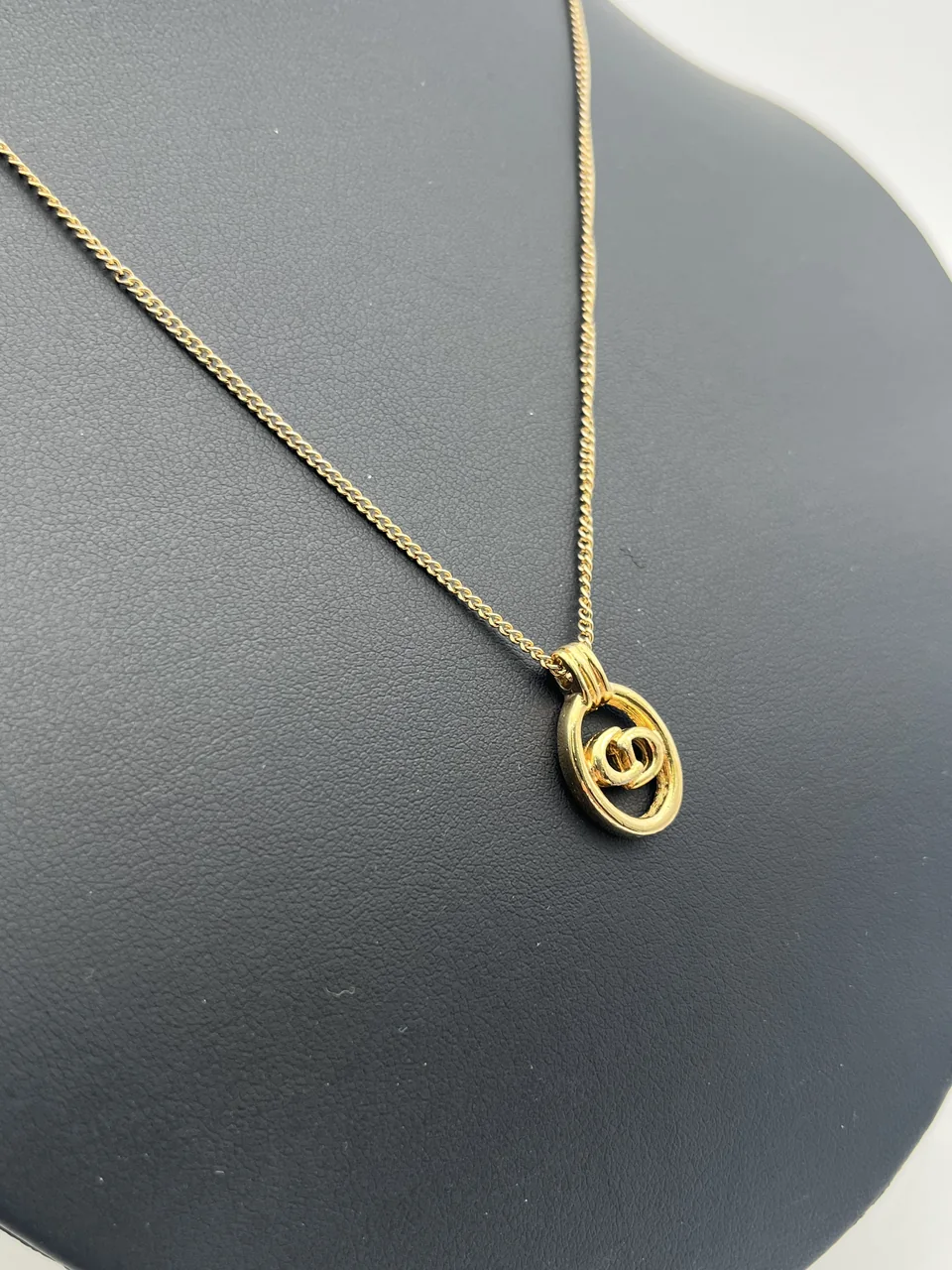 DIOR NECKLACE hover