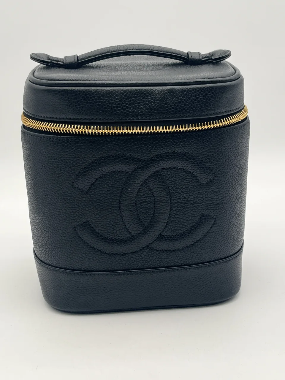 CHANEL CAVIAR VANITY BAG (4 SERIAL CODE)