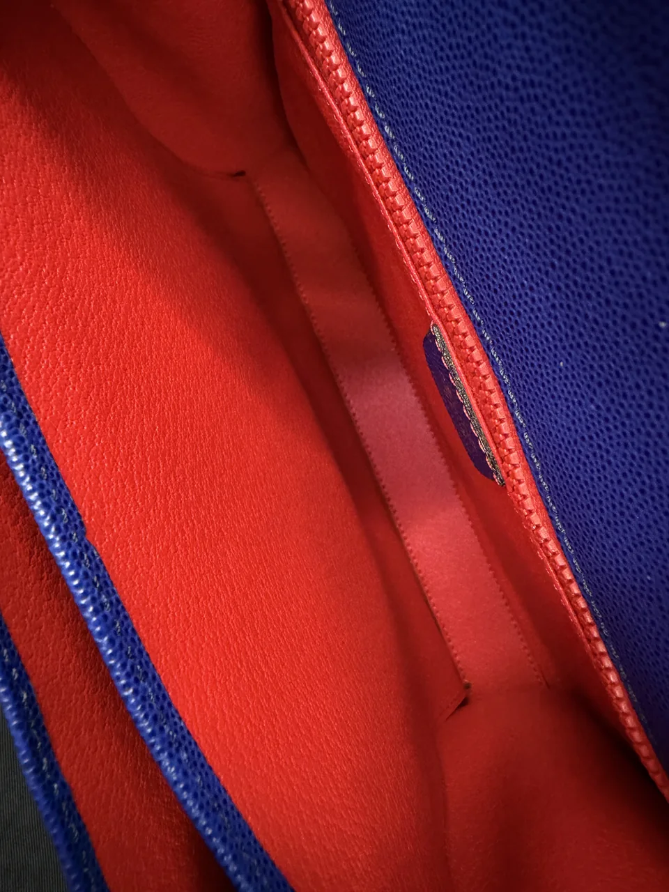 CELINE TRIOMPHE HANDBAG (BLUE) view 7
