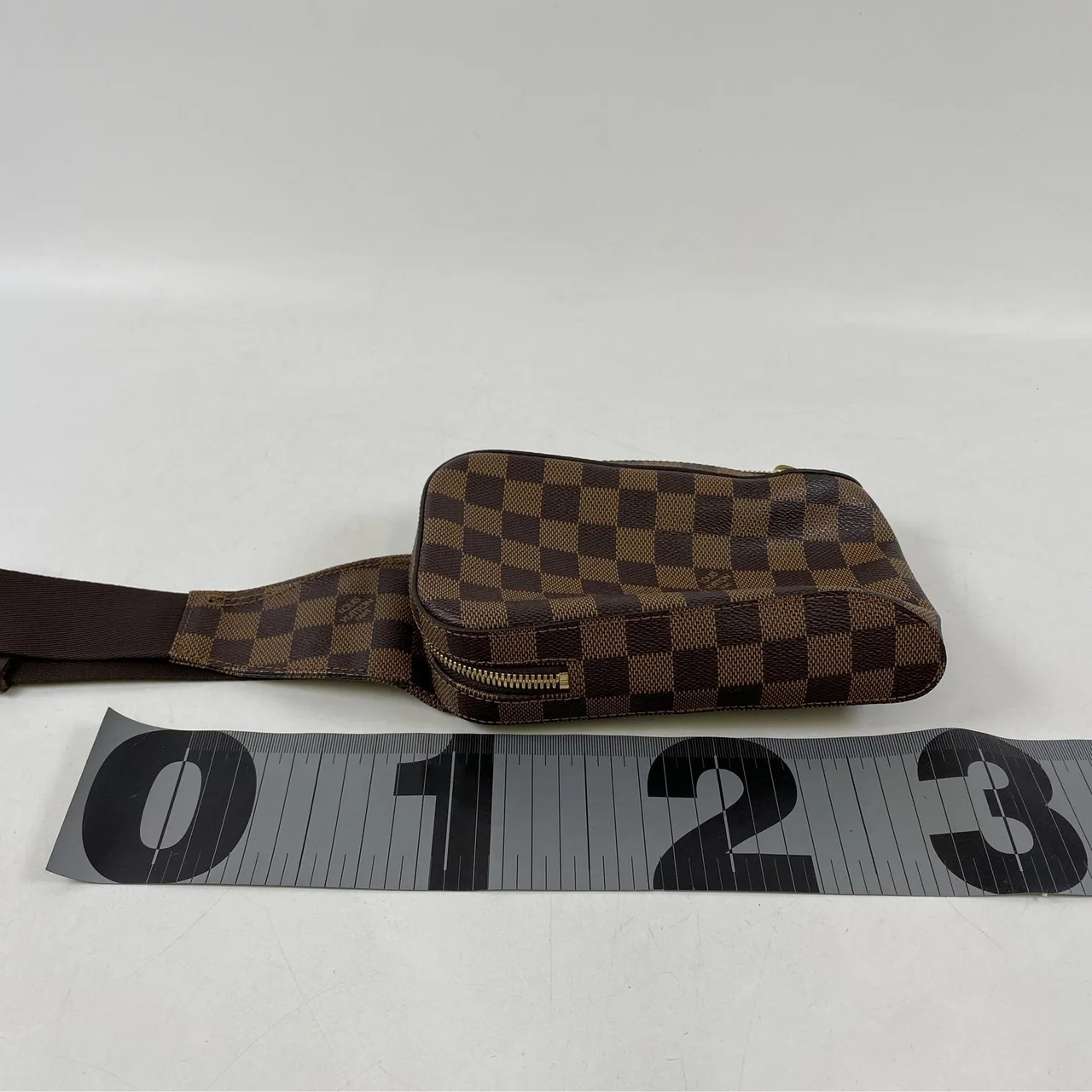 LV DAMIER GERONIMOS view 11