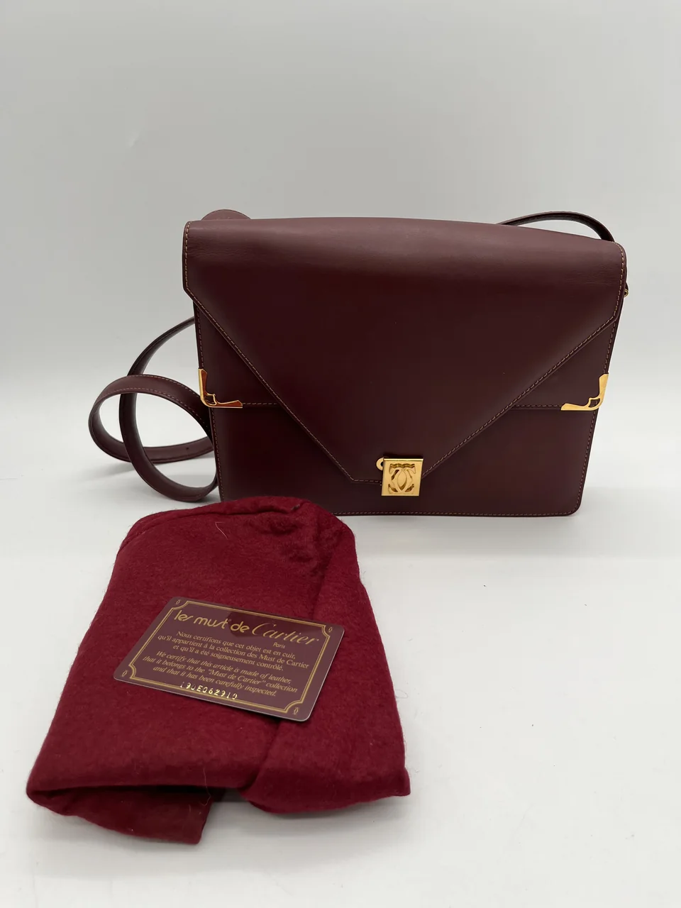 CARTIER SHOULDER BAG (BORDEAUX) hover