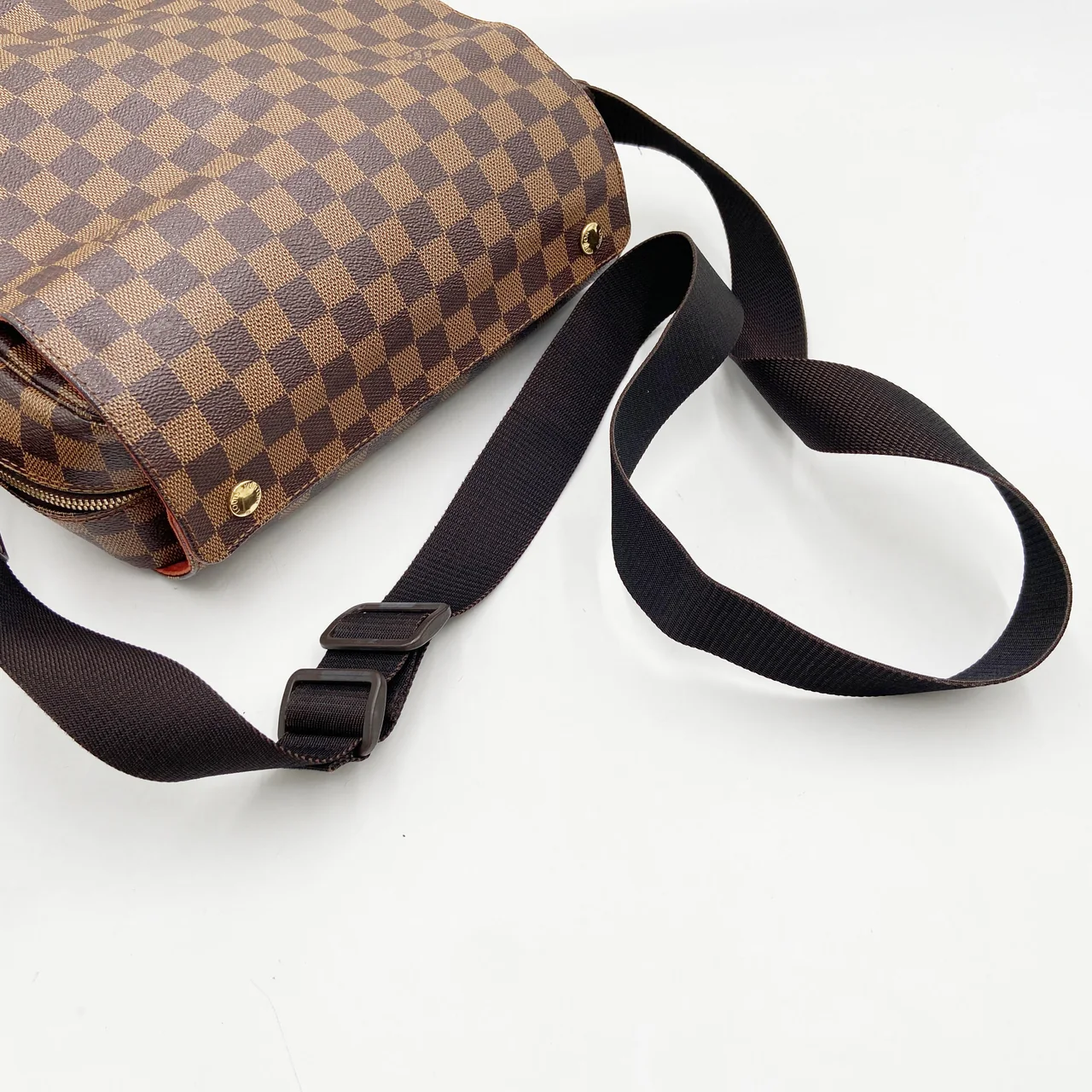 LV DAMIER NAVIGLIO view 6