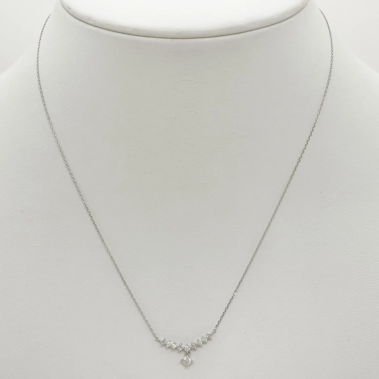 K18WG DIAMOND NECKLACE FD0.20CT 1.3G view 4