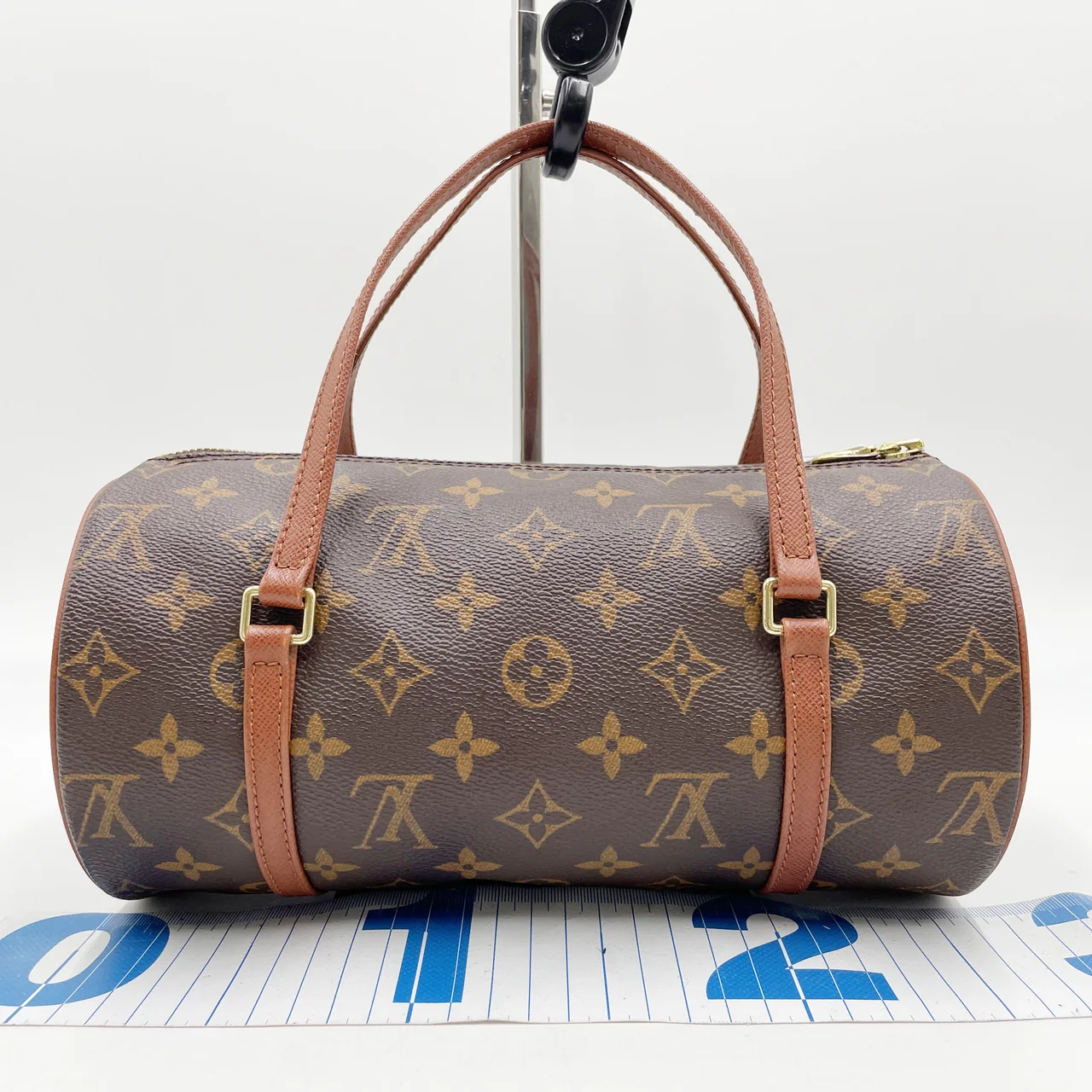 LV MONOGRAM PAPILLON PM hover