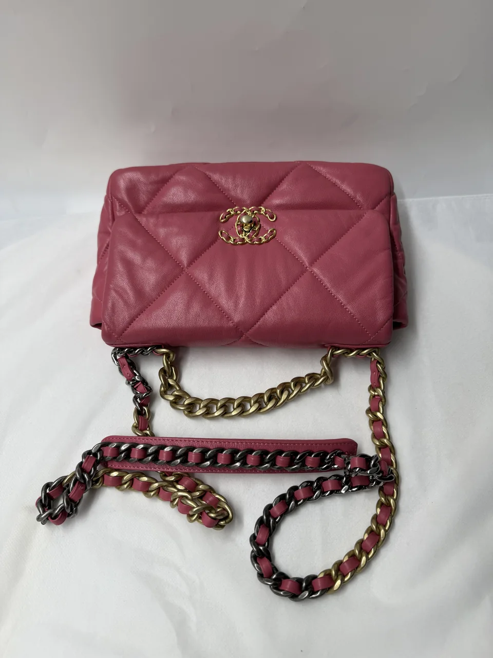 CHANEL LAMB SKIN 19 CHAIN SHOULDER BAG view 7
