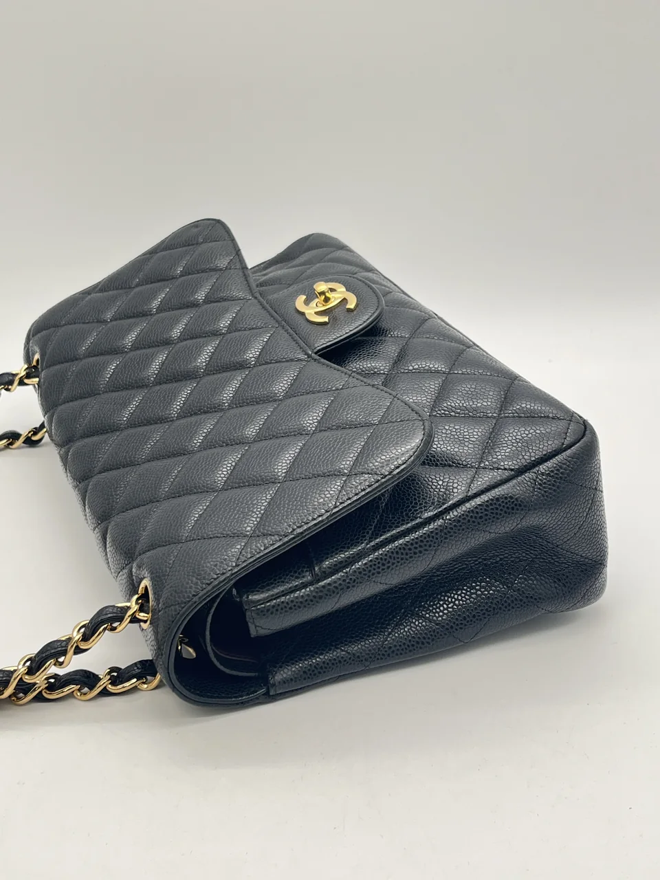 CHANEL CAVIAR DECA MATELASSE 30 (19 SERIAL CODE)