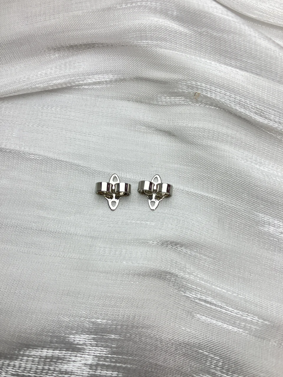 VIVIENNE WESTWOOD ORB EARRINGS (BLACK) view 6