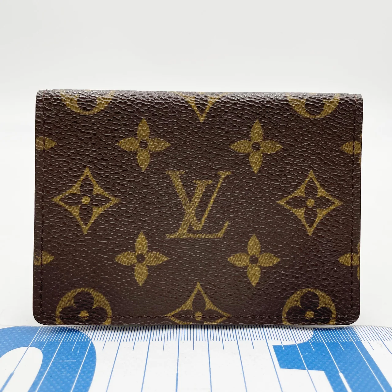 LV MONOGRAM PORTE VERICAL