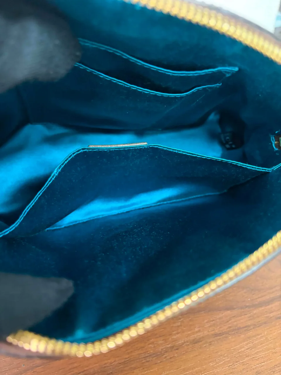 GUCCI OPHIDIA CHERRY LINE SHOULDER BAG view 2