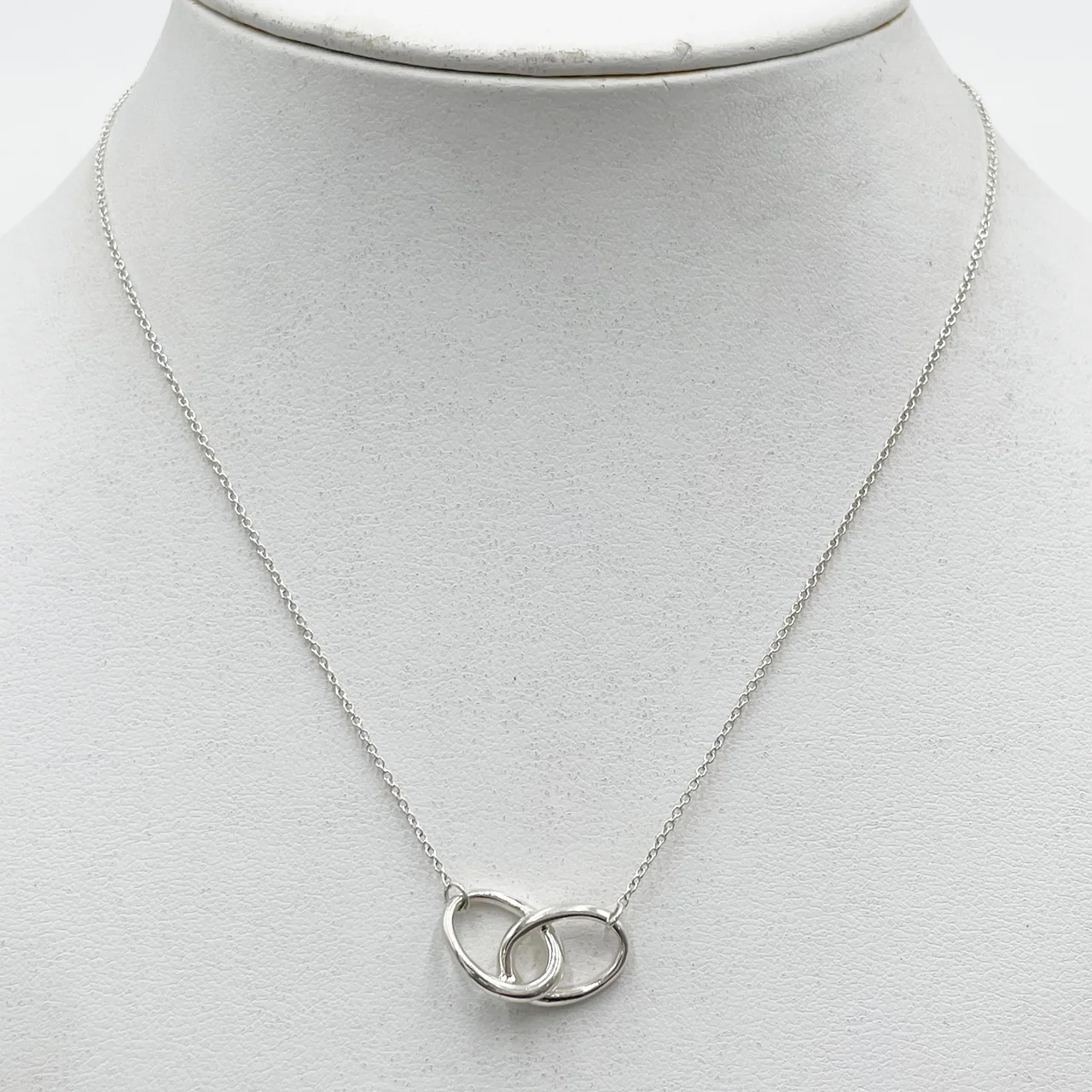 TIFFANY&CO. BEAN NECKLACE view 3