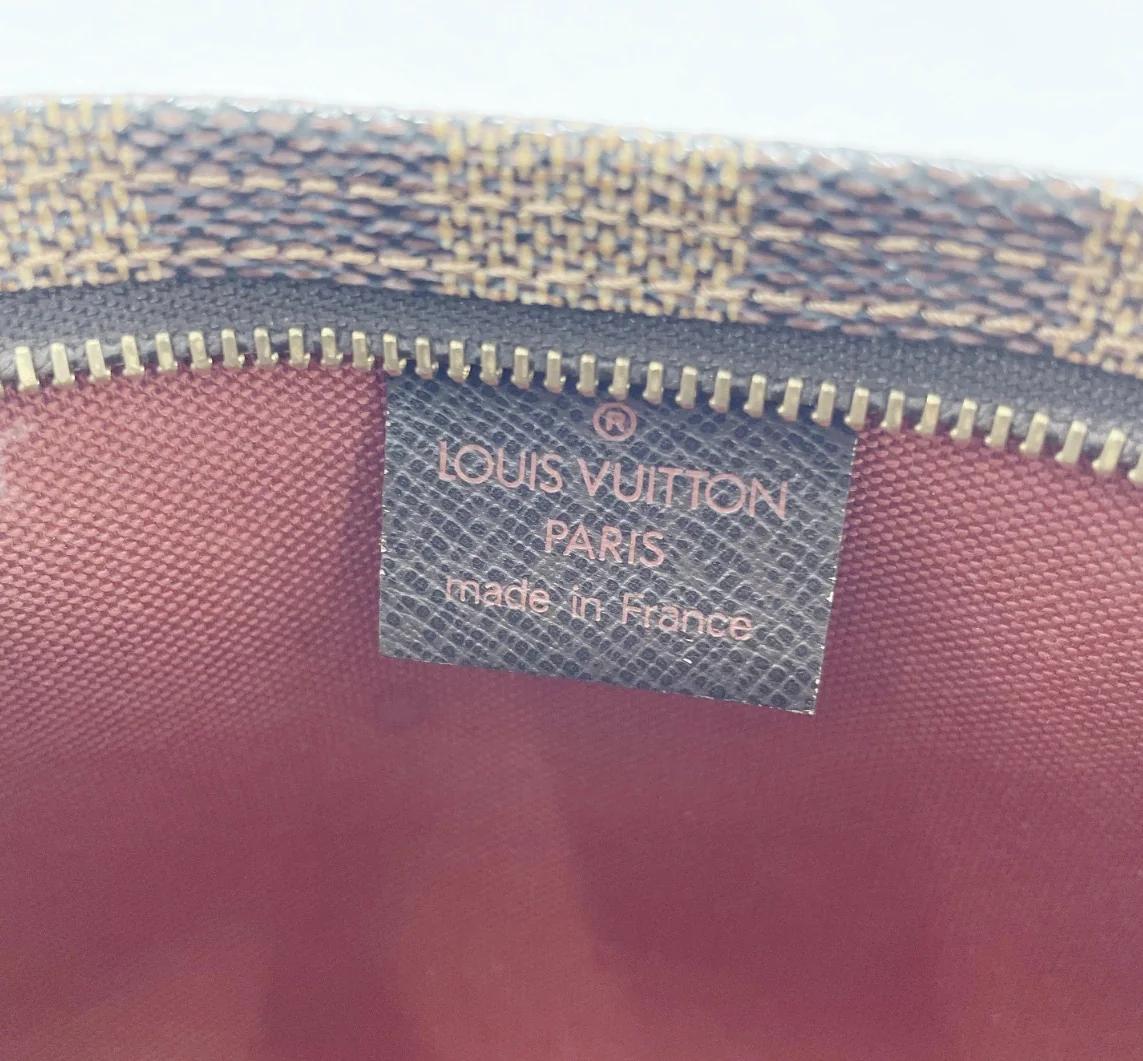 LV DAMIER TROUSSE MAKEUP view 6