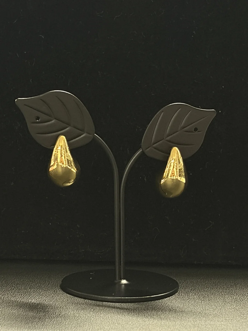 K18 TEAR EARRINGS 4.5G