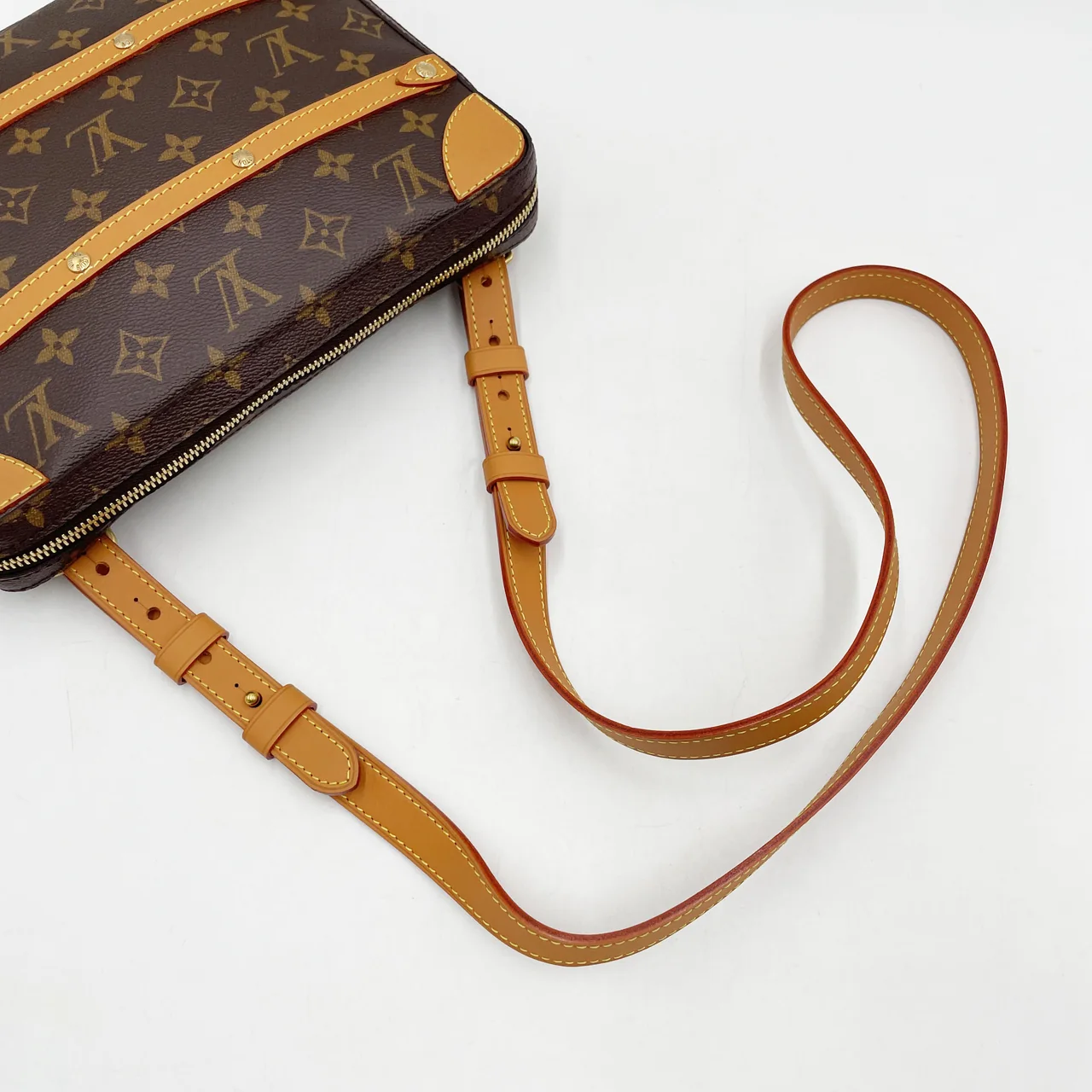 LV MONOGRAM SOFT TRUNK MESSENGER PM view 6