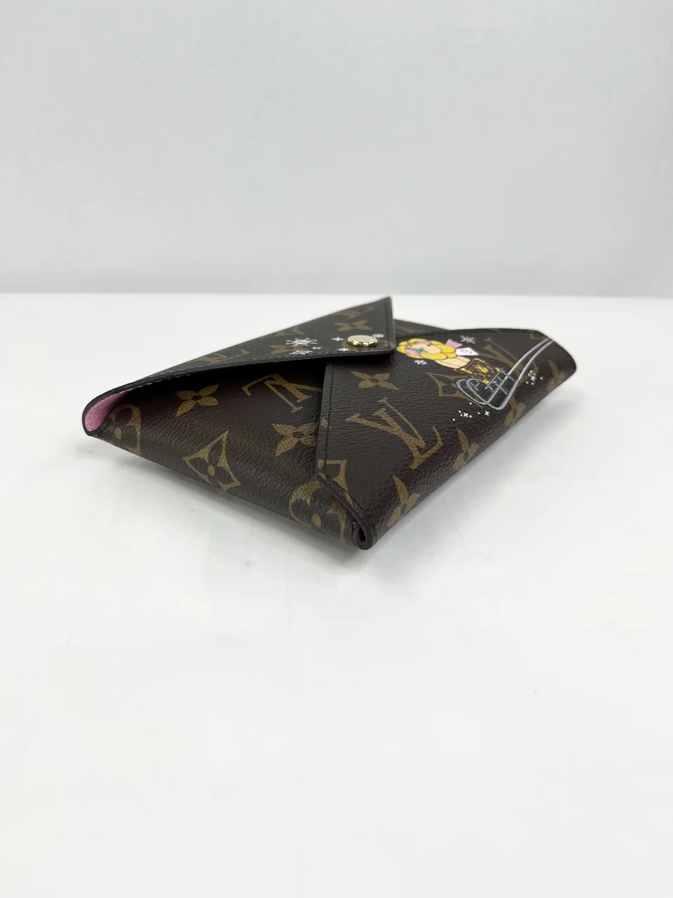 LV VIVIENNE POCHETTE KIRIGAMI view 8