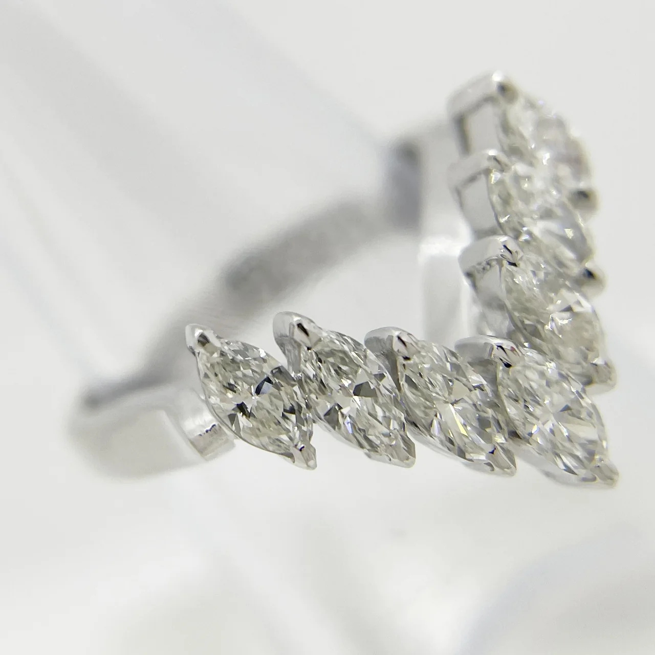 PT900 DIAMOND RING FD0.88CT 6.67G hover