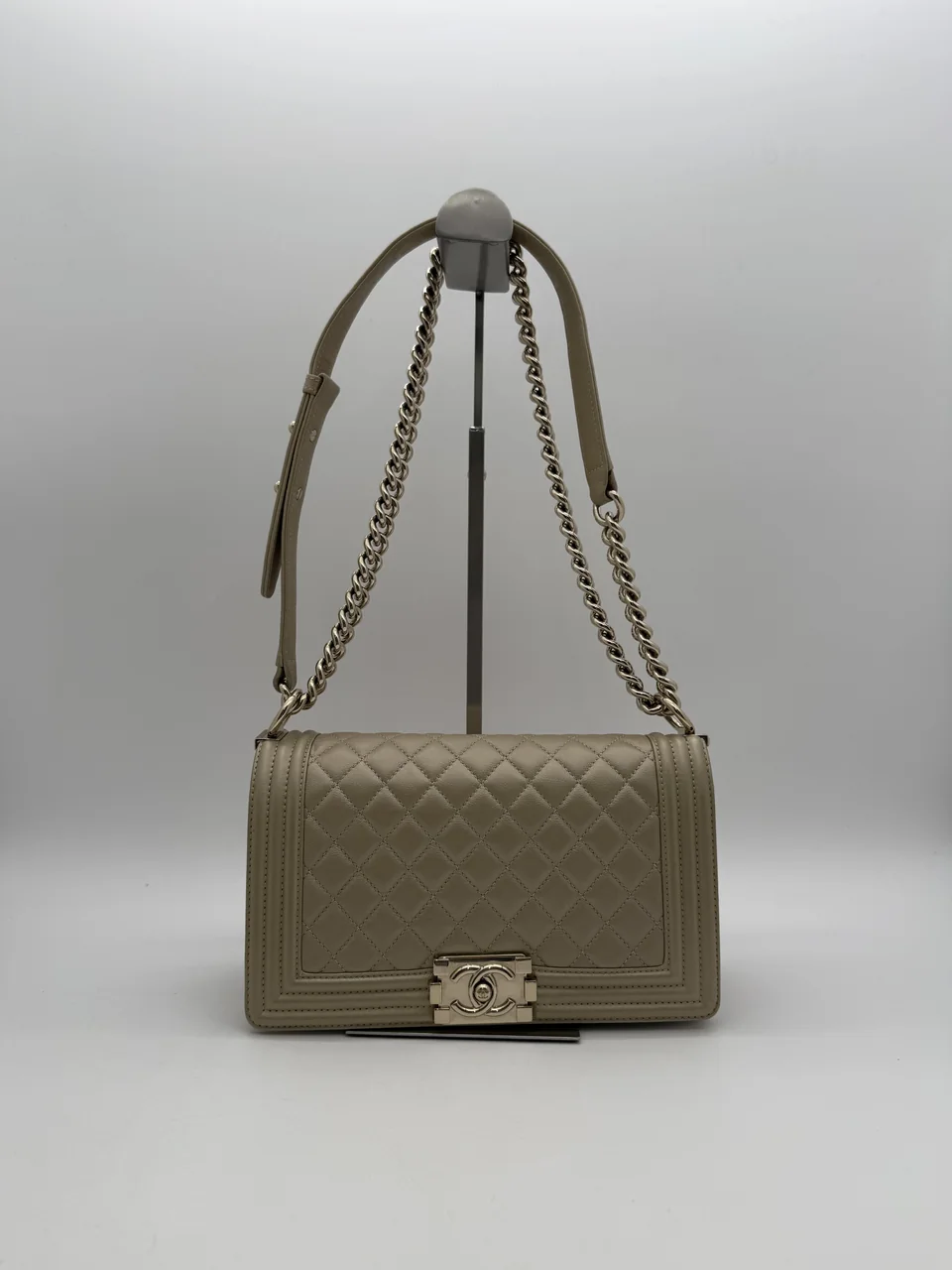 CHANEL LE BOY