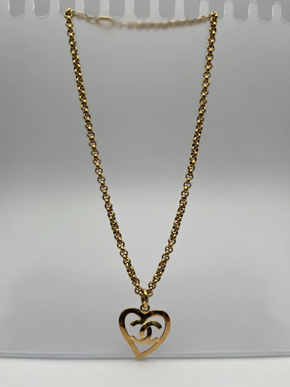CHANEL NECKLACE hover